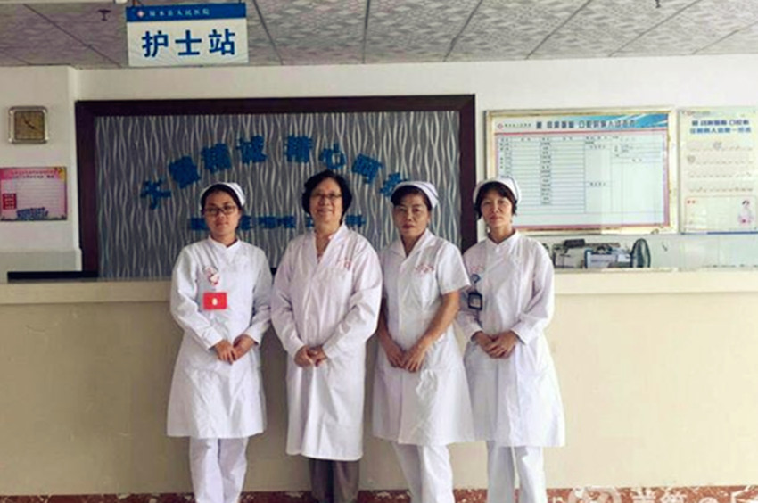 9-李文秀老师为陵水县人民医院护士培训.jpg 9-李文秀老师为陵水县人民医院护士培训.jpg