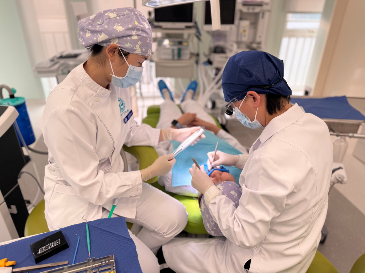 中国医院协会口腔医院分会积极响应“儿科和精神卫生服务年”,守护儿童口腔健康——多学科协作推进舒适化诊疗,科普宣教赋能健康成长